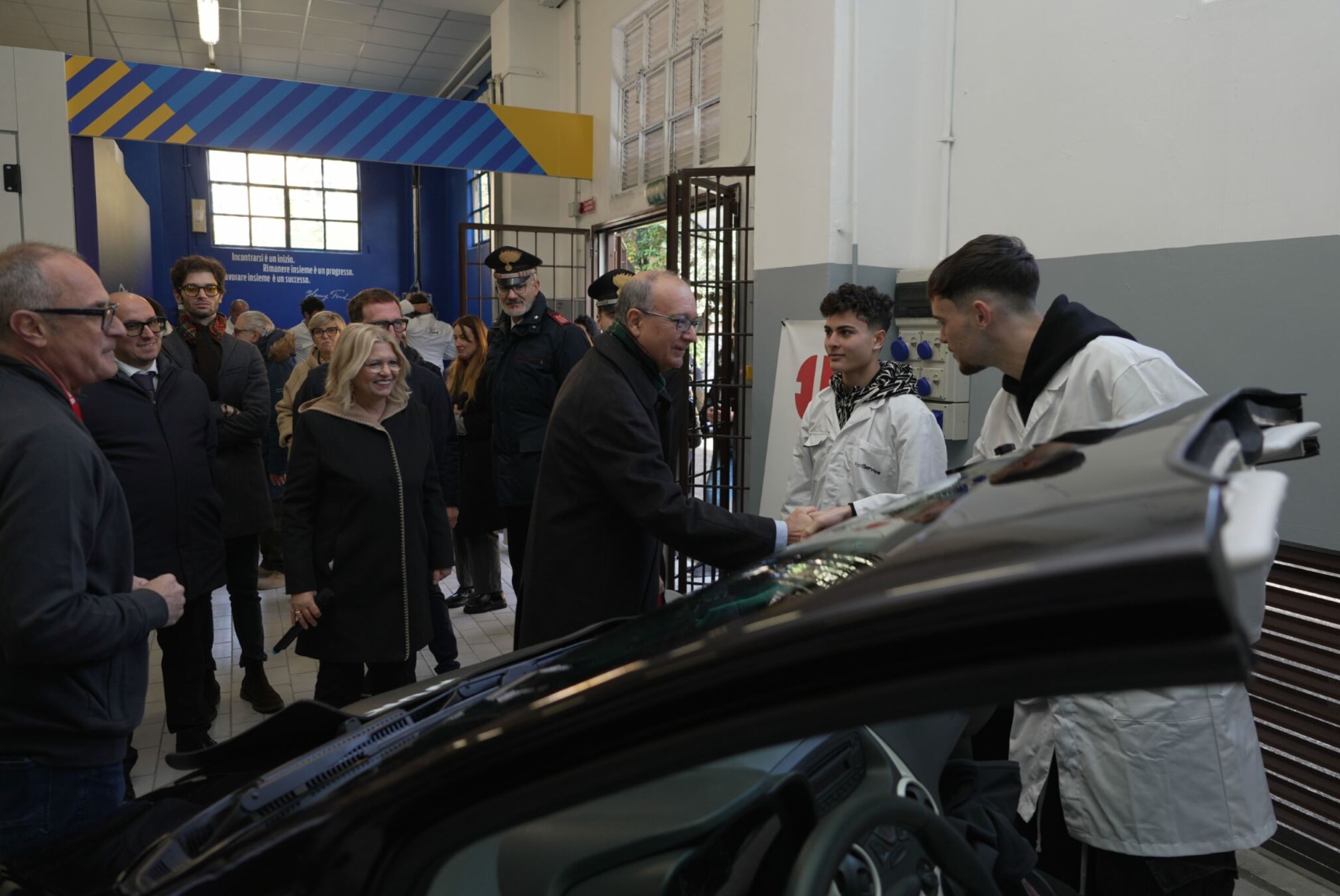 Minister Valditara meets students at Istituto Cattaneo de Amicis, December 2025